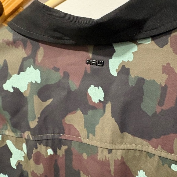 G STAR RAW VODAN CAMO CROP BUTTON UP SHIRT - Picture 9 of 12
